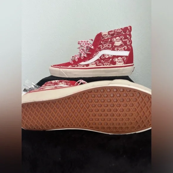 Rare Vans Christmas Pirate Santa SK8-HI - Picture 5 of 6